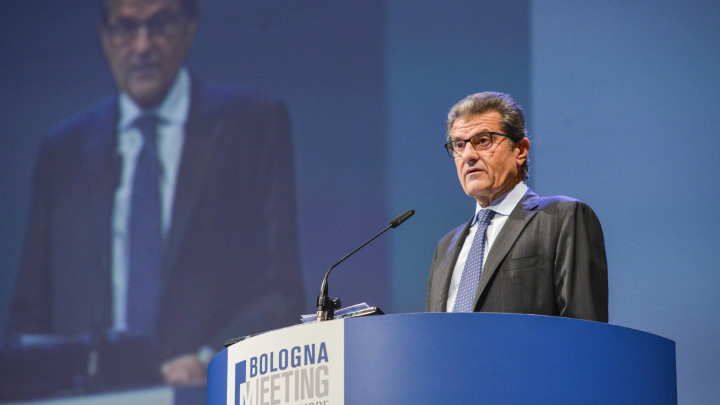 Enzo Mengoli, Direttore Banca di Bologna